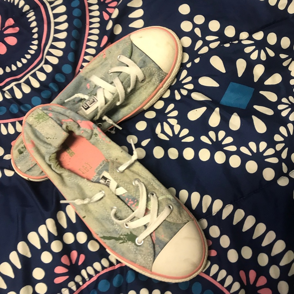 Denim converse with paint splits